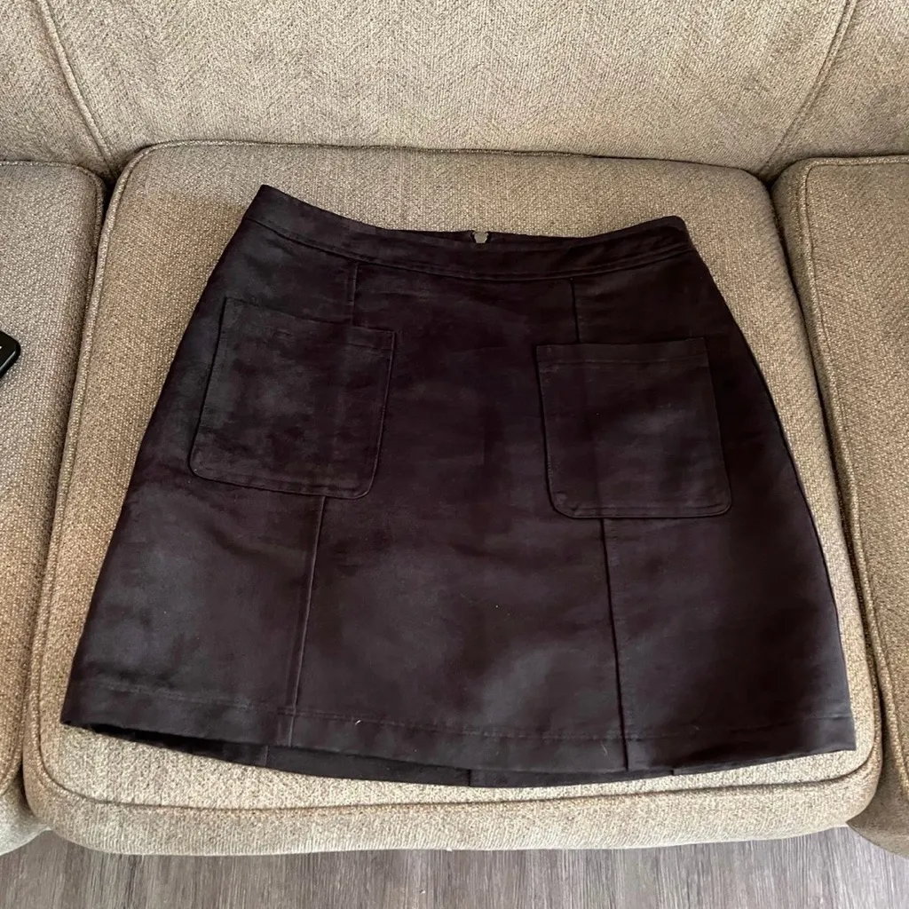 Old Navy Women's Mini Skirt Set - Tan, Pink, Black - Image 2