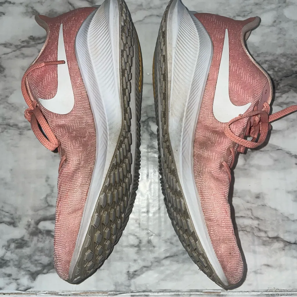 Nike Vomero 14 Running Shoes - Image 4