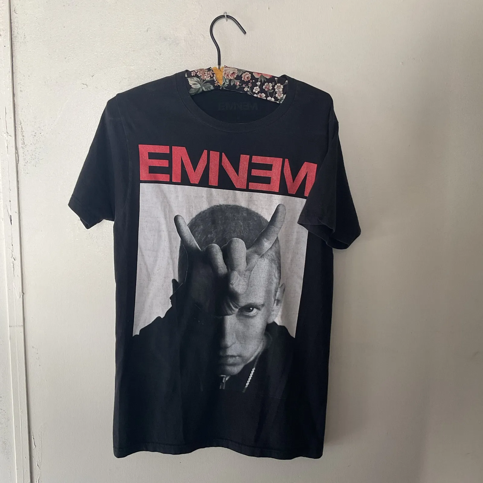 Eminem Rap Vintage 2000s Y2K Graphic T Shirt Tee Size S Rare Collectible OG Hip Black - Image 3