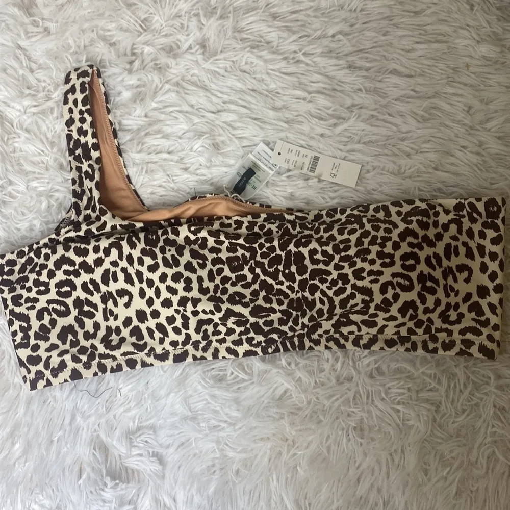 J Crew  Women’s One Shoulder Swim Bikini Top in Leopard Print Size 2X NWT - Image 5