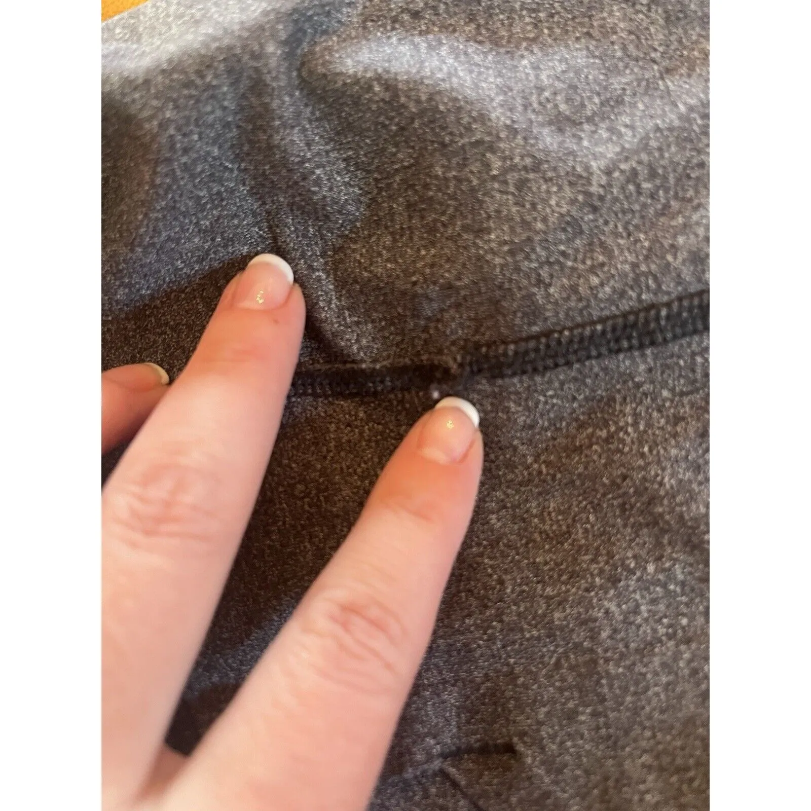 Lululemon Women's 6 Luxtreme Running Leggings Pants Gray Black 23’’ Zip Pocket - Image 12