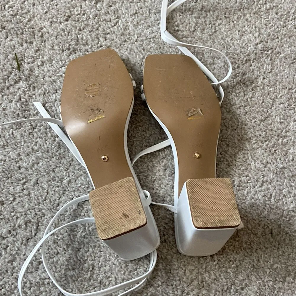 RAYE Sandals White‎ Ankle Wrap Helps Revolve 7 White - Image 3