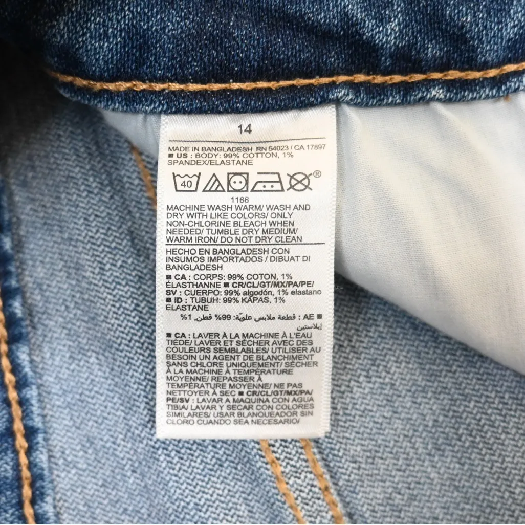 Old Navy Women's 14 Higher High-Rise Sky-Hi A-Line Short - Image 9