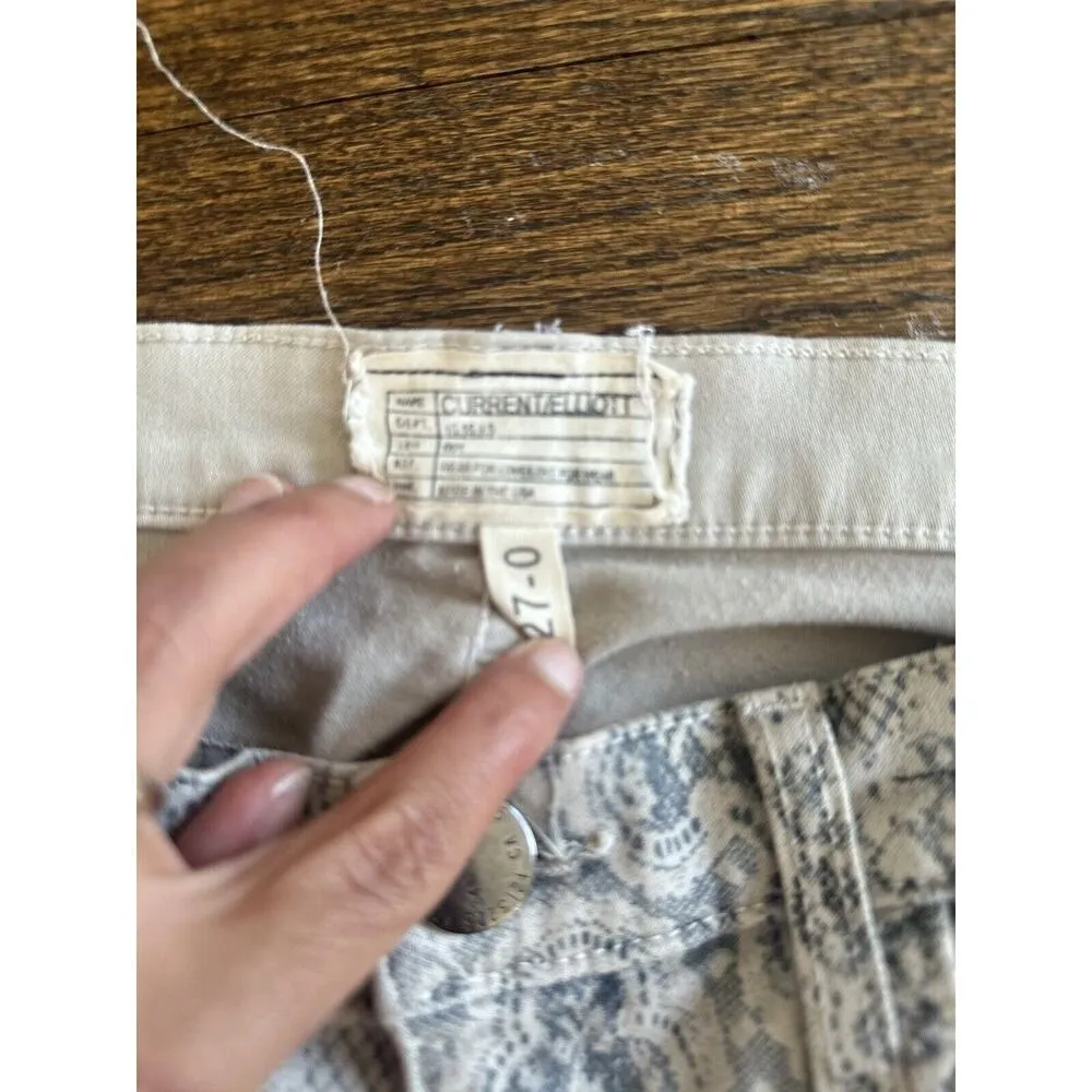 Current Elliott Y2k Bleached Lace Print Jeans Size 27 Gray and White 1194 - Image 7