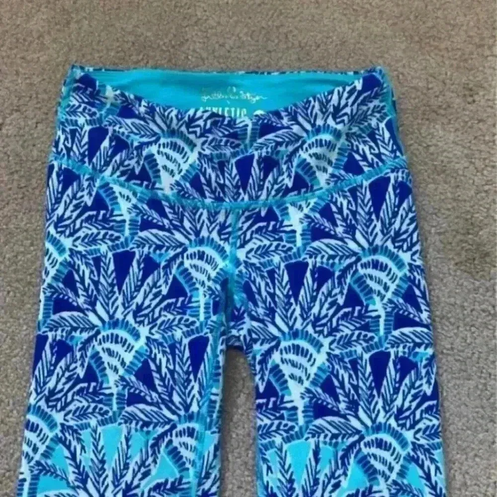 Lilly Pulitzer luxletic 21" Weekender Leggings - Image 2