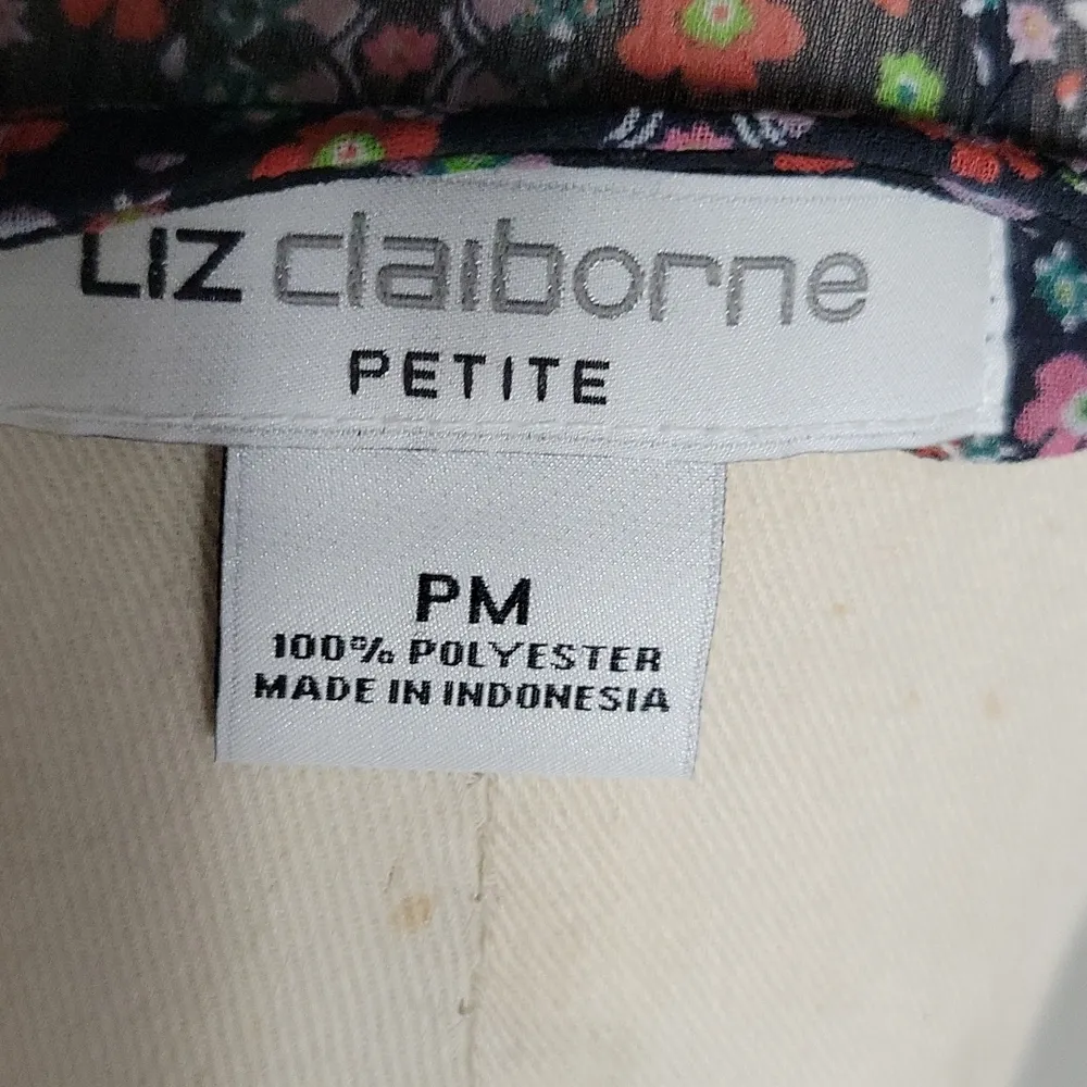 Liz Claiborne navy ditsy floral sheer button down size mp - Image 7