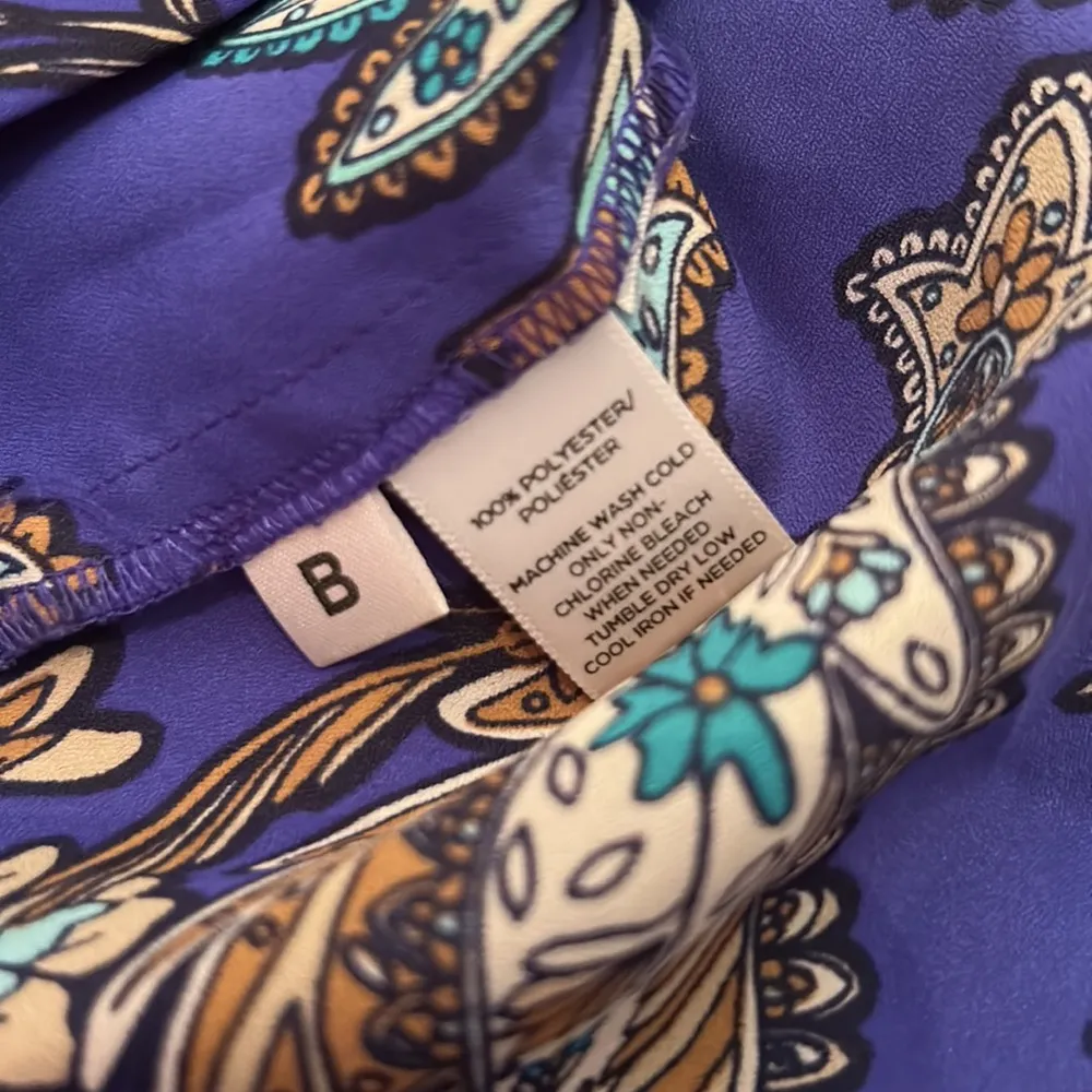 Multi-colored Size S Ann Taylor  sleeveless blouse - Image 8