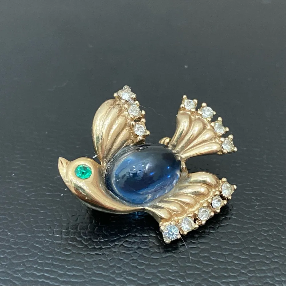 Vintage Unsigned Gold-tone Dove Bird Blue Jelly Belly Brooch Pin - Image 9