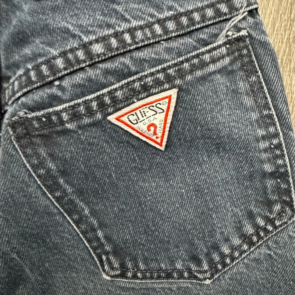 Guess High-Waisted Denim Jeans - Image 3
