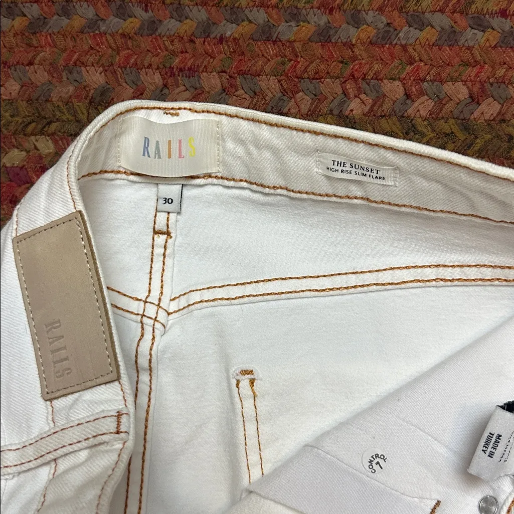 NWT RAILS WHITE SUNSET FLARE HIGH RISE STRETCH JEANS - Image 3