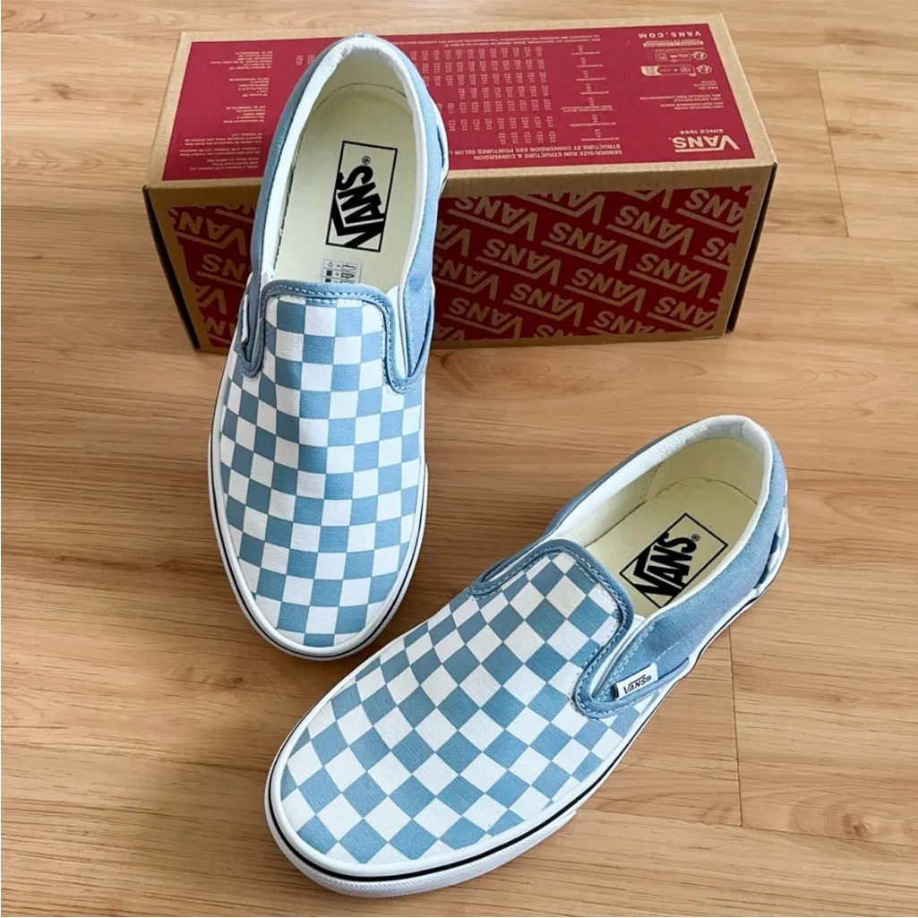 Van Classic Slip-On Checkerboard
Shoe Mens 7.0 US Women 8.5 US - Image 3