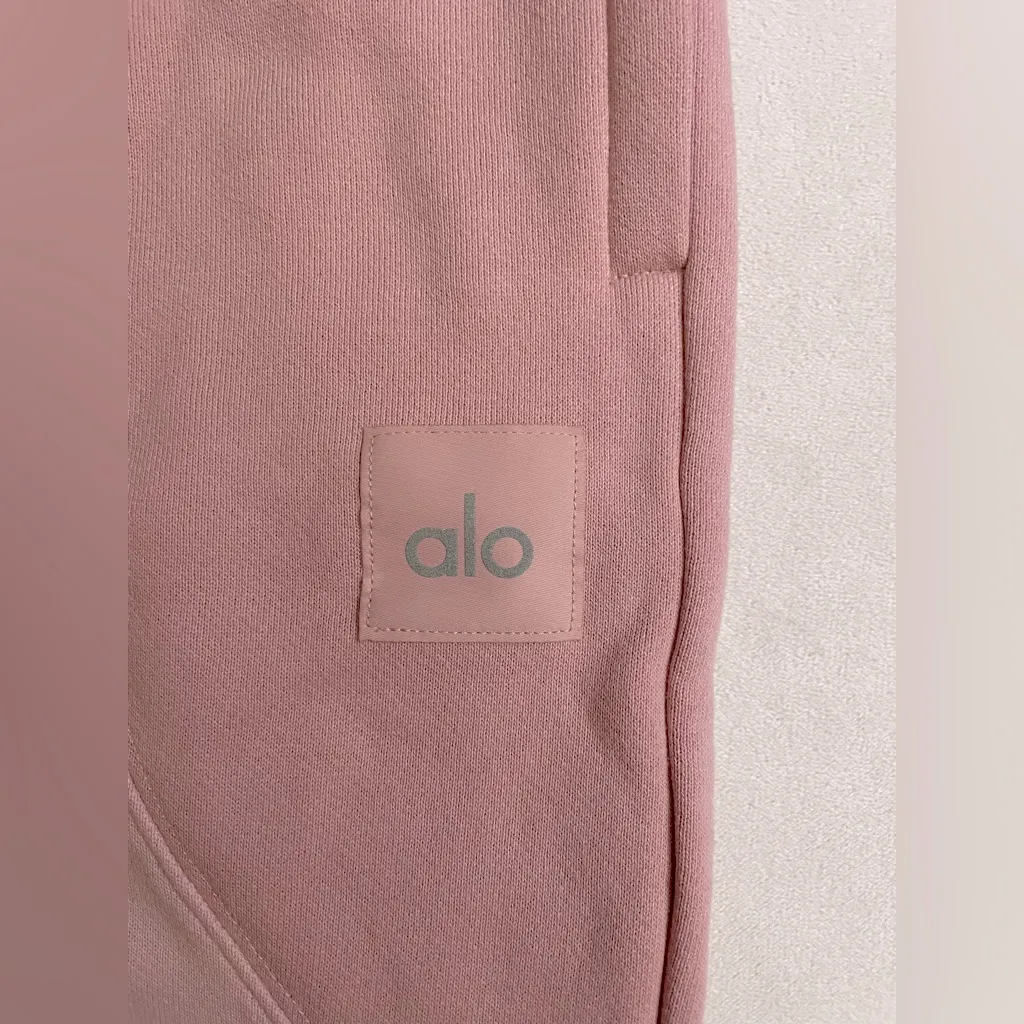 ALO Yoga NWOT Make Waves Sweatpants Sunset Pink Tonal Special Edition color S - Image 8