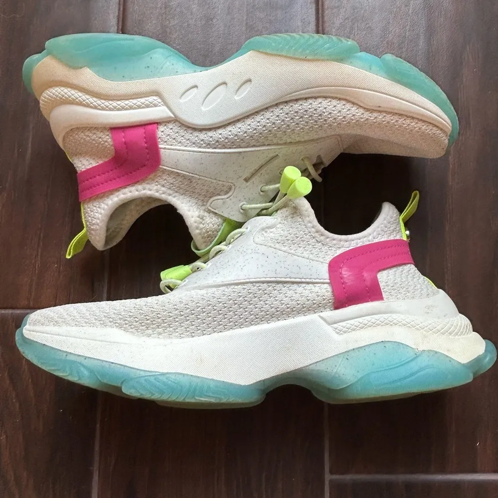 Steve Madden NY 90 "Myles" Myles01SI Ladies Sz. 6 - Image 6