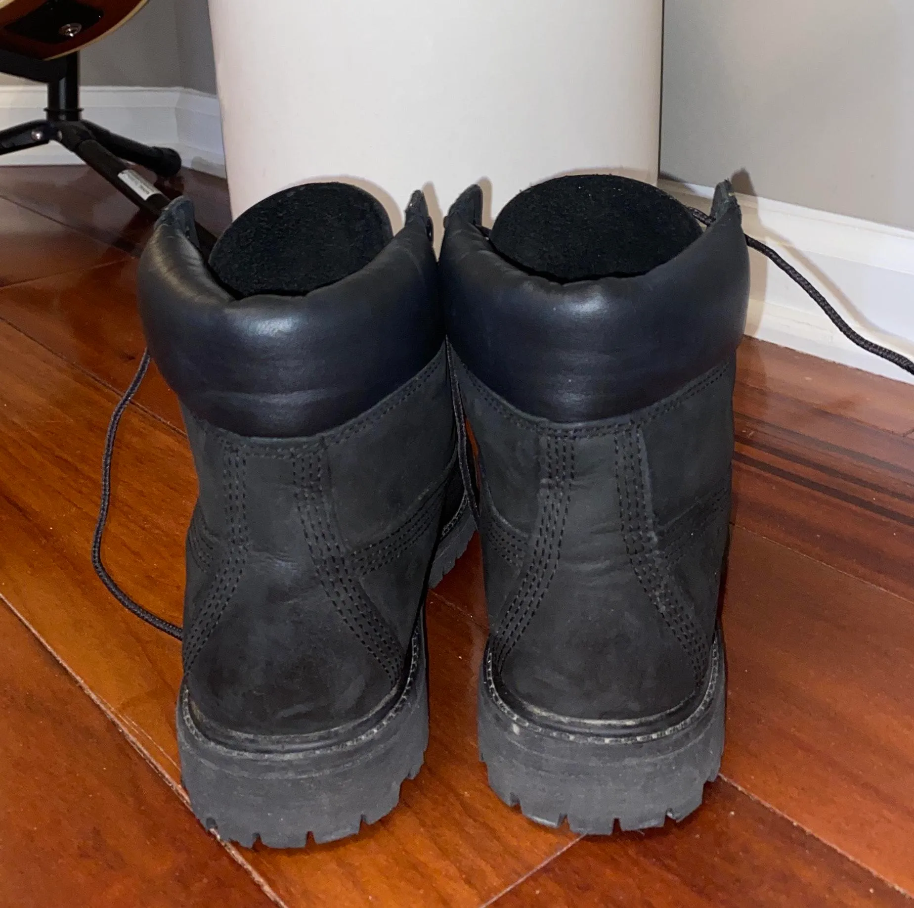 Black Boots - Image 4