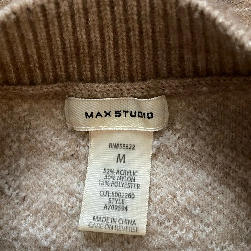 Max Studio Houndstooth Sweater SZ M - Image 5