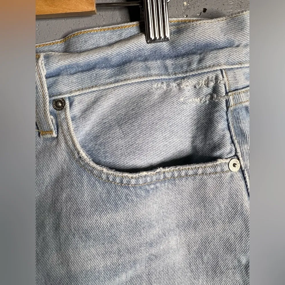 Citizens of Humanity Frieda Distressed Denim Shorts - Organic Cotton.  Size 31 - Image 5