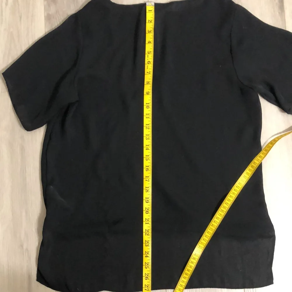 Michael  black flowing high low shirt M - Image 4