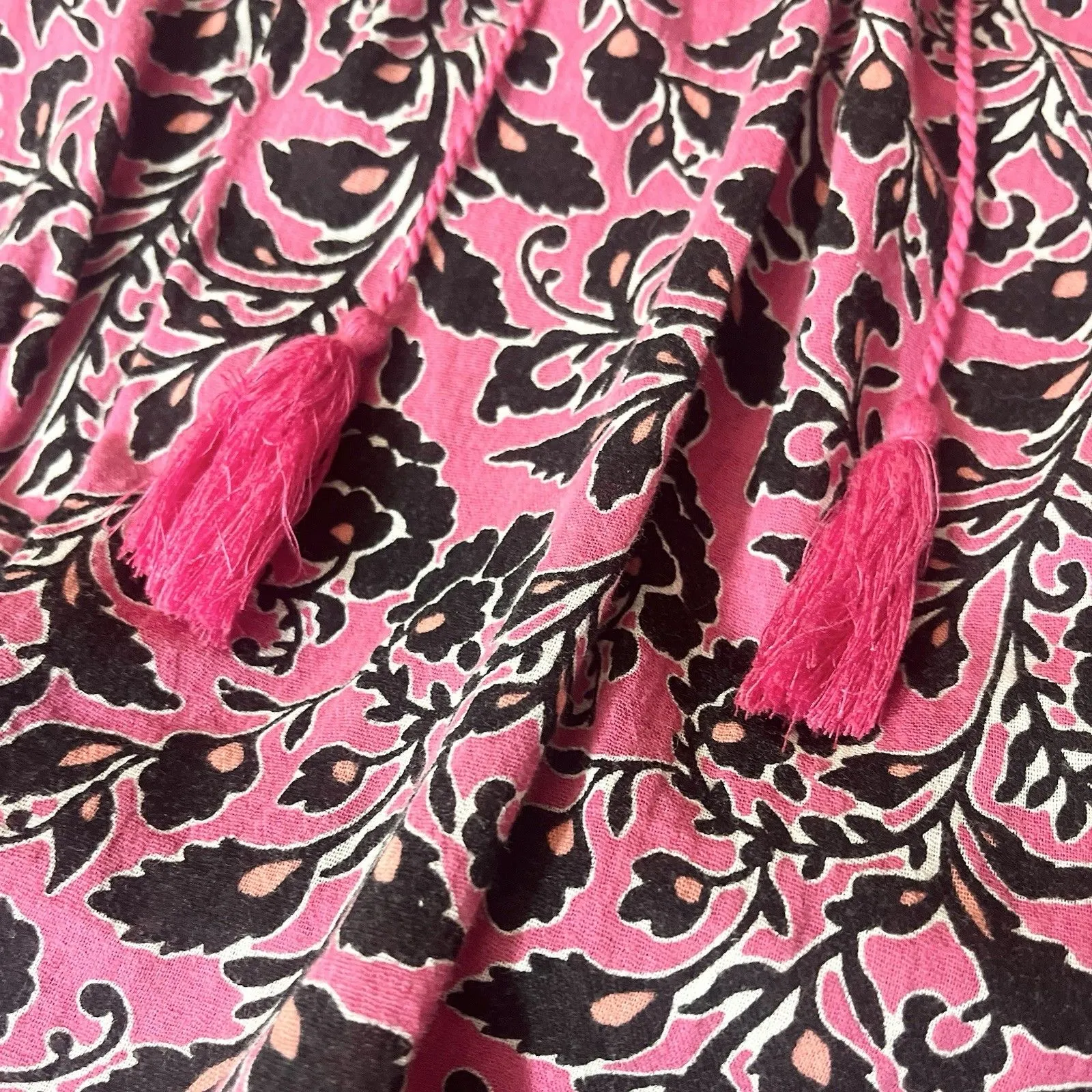 Rafaella Weekend Sz. XL Pink Floral Elastic Neckline Fringe Trim 3/4 Sleeve Top - Image 4