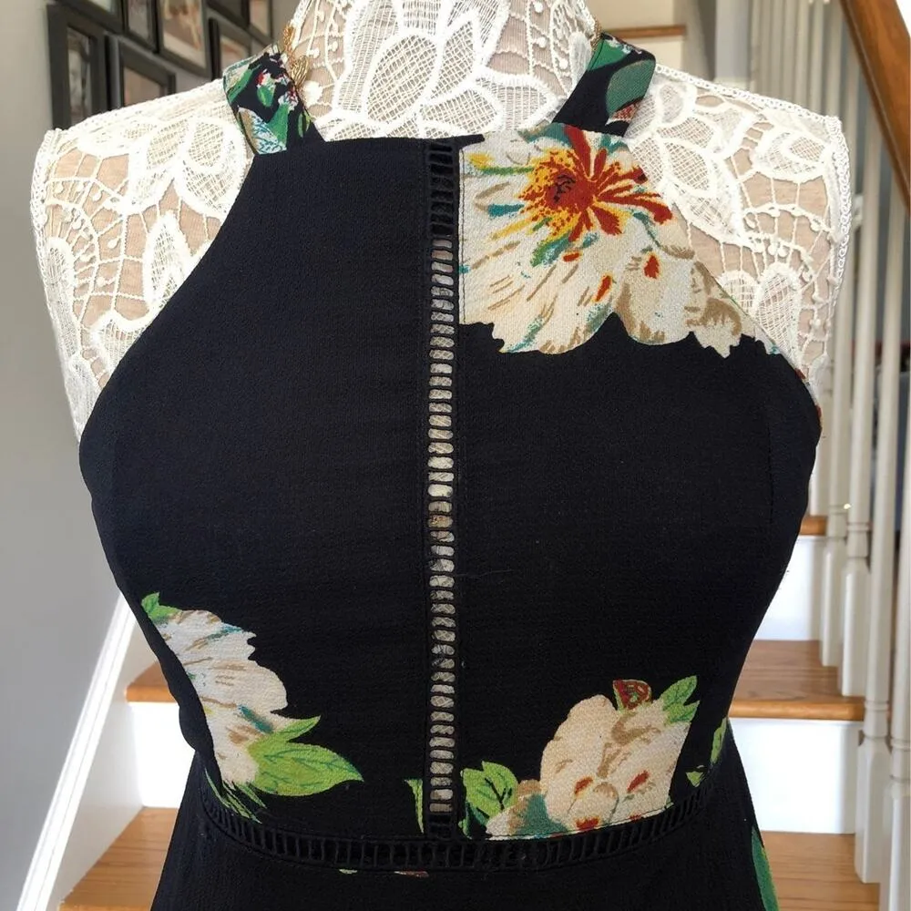 Boutique Floral Navy open back wrap summer dress size Medium - Image 6