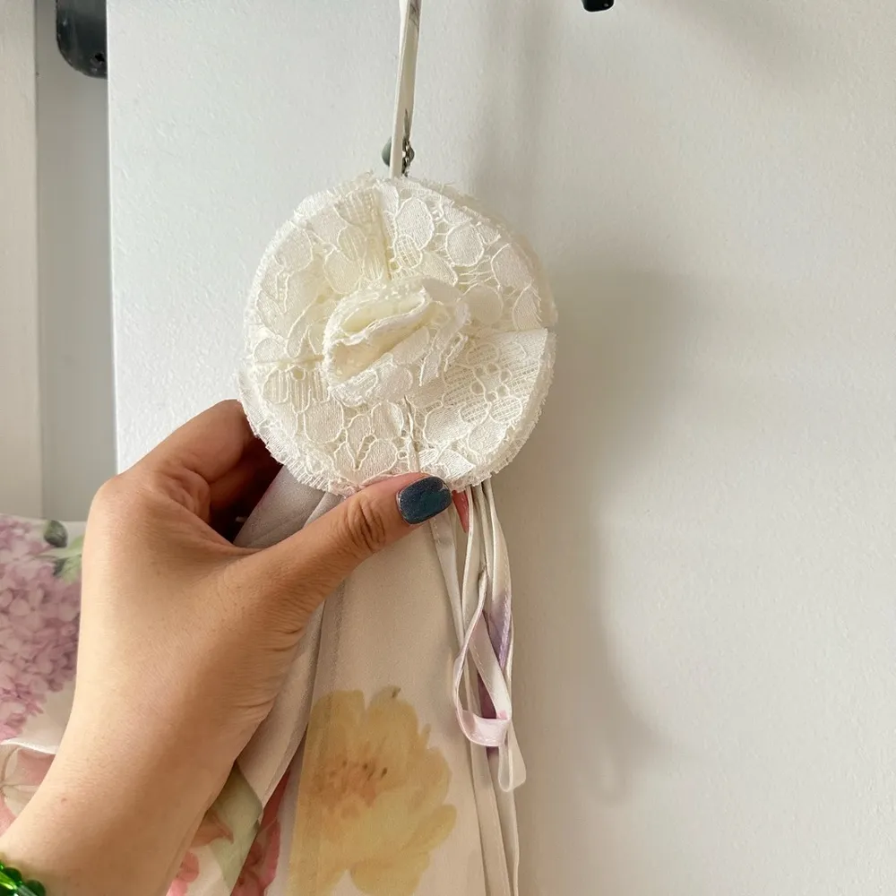 Floral cowl neck straps mini dress with a lace flower choker Size S NWOT Multiple - Image 5