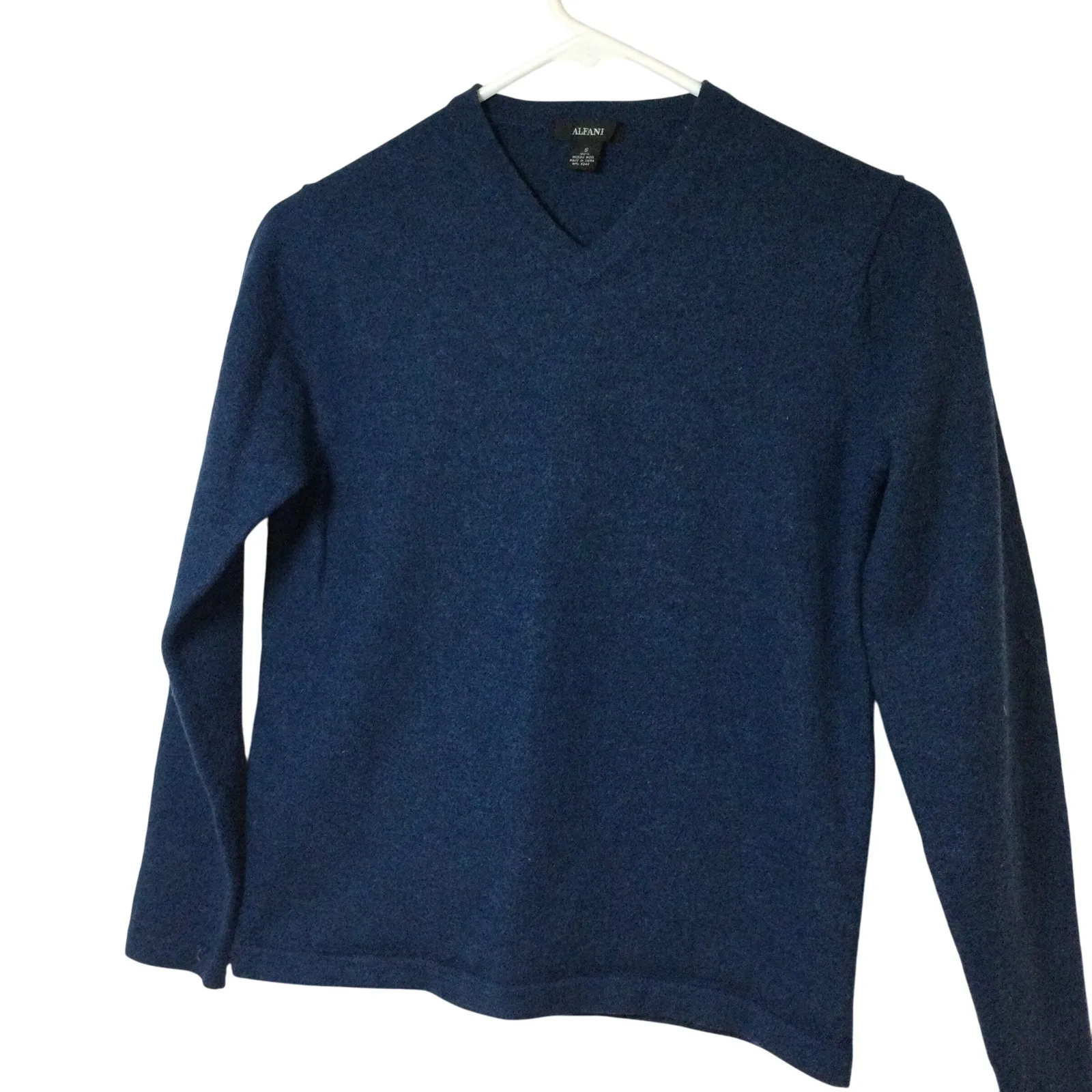 Alfani V-Neck Sweater Soft Knit Pullover Classic Blue Women's Size S (137) - Image 1