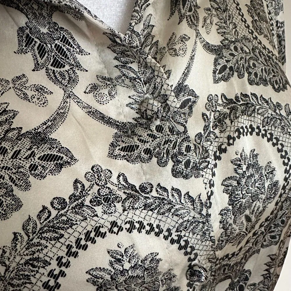Central Park West Long Sleeve Silk Blouse Black and White Lace Pattern Size Med - Image 3