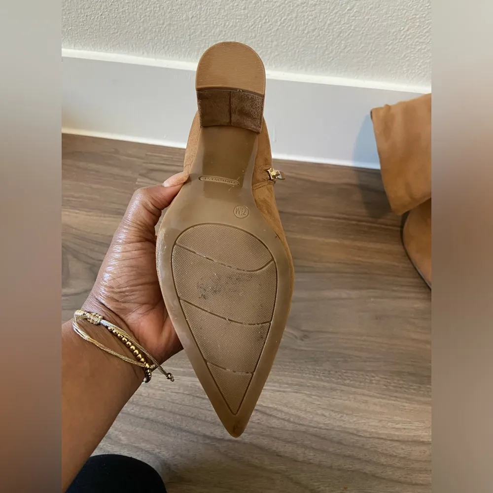 Nine West Women's Unni Brown Block Heel Slouch Boot - Image 10