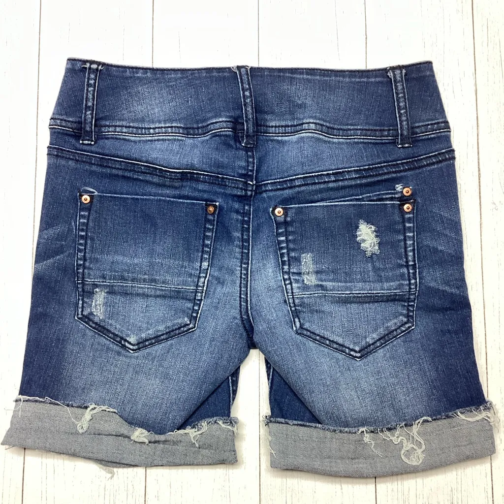 Tinseltown  Denim Shorts Size 1 - Image 6
