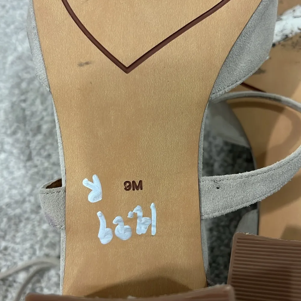 Halogen Size 9 Tan Beige Ankle Strap Suede Leather Heels - Image 10