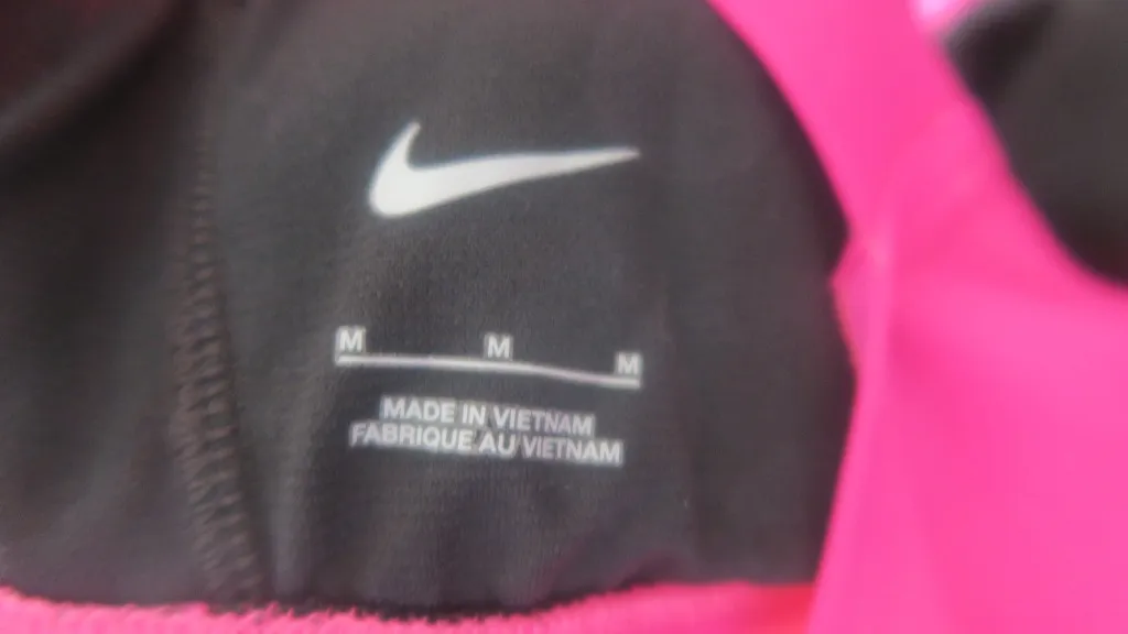 NIKE Mesh V-Back One Piece Swimsuit NESS9365 672 Size Medium in pink and white size medium. NWOT - Image 10