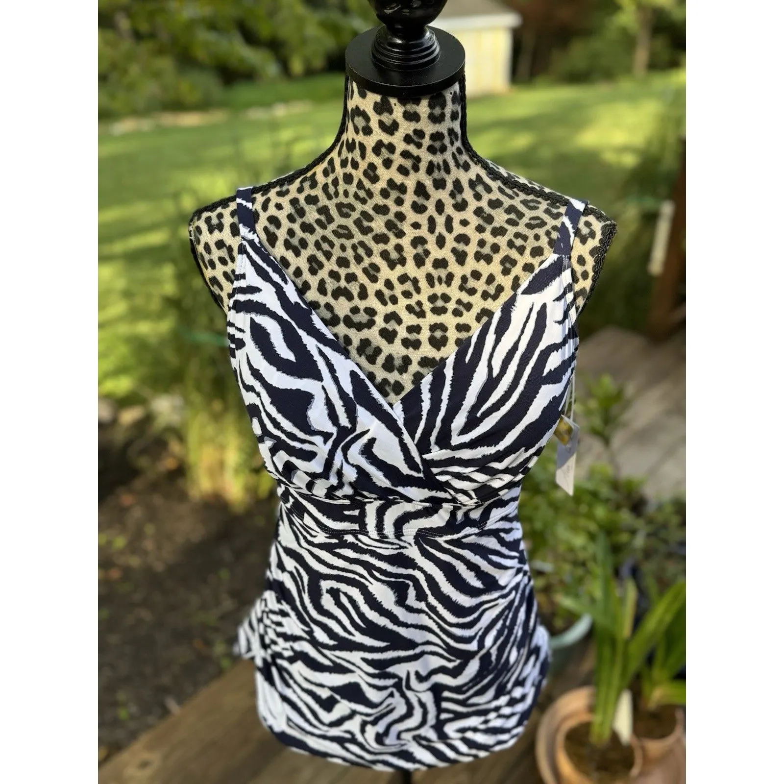 Anne Cole Women's Surplice V-Neck Shirred Tankini Top - Navy White 38 DD - Image 2