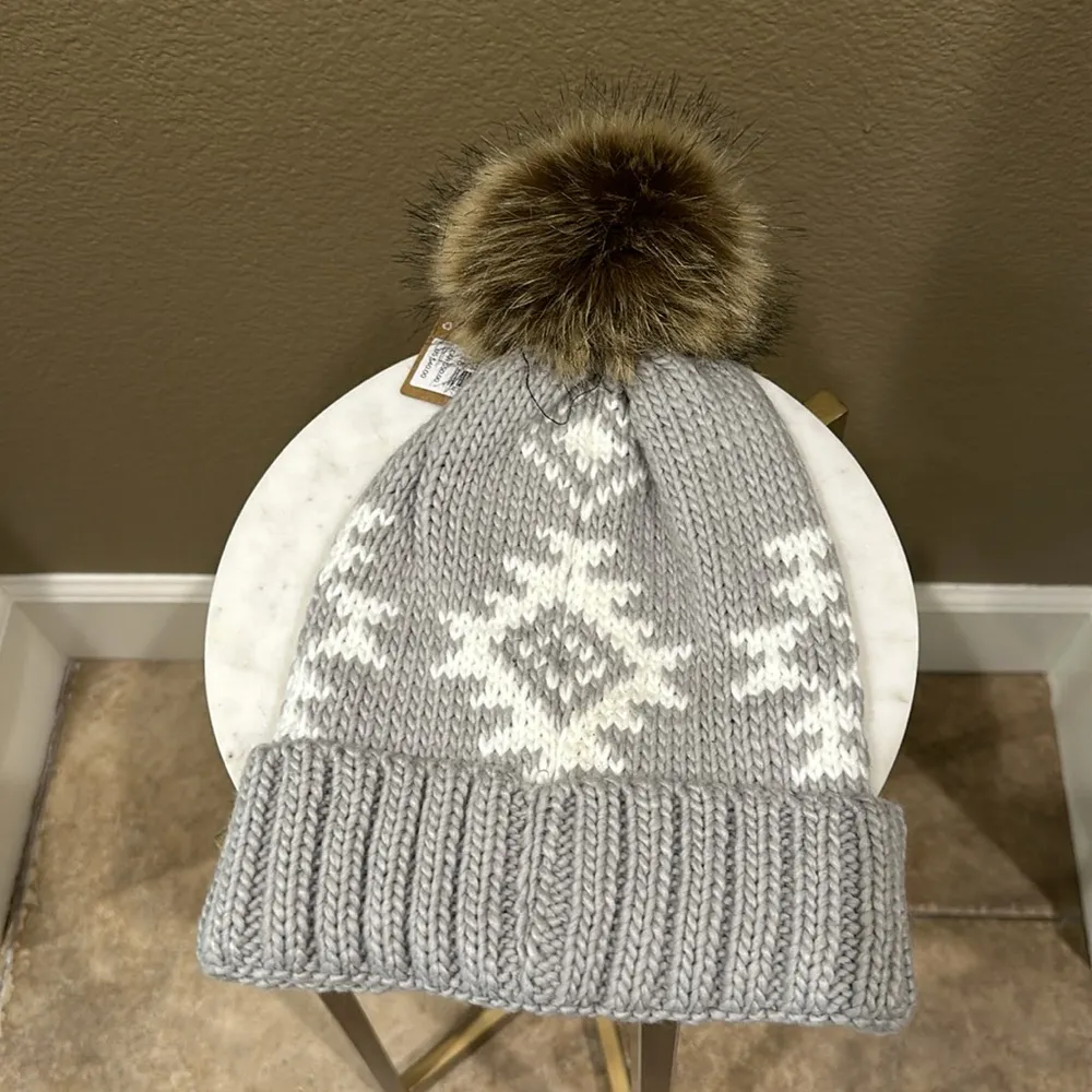 Eddie Bauer  light grey and Ivory Beanie with Pom - Image 4
