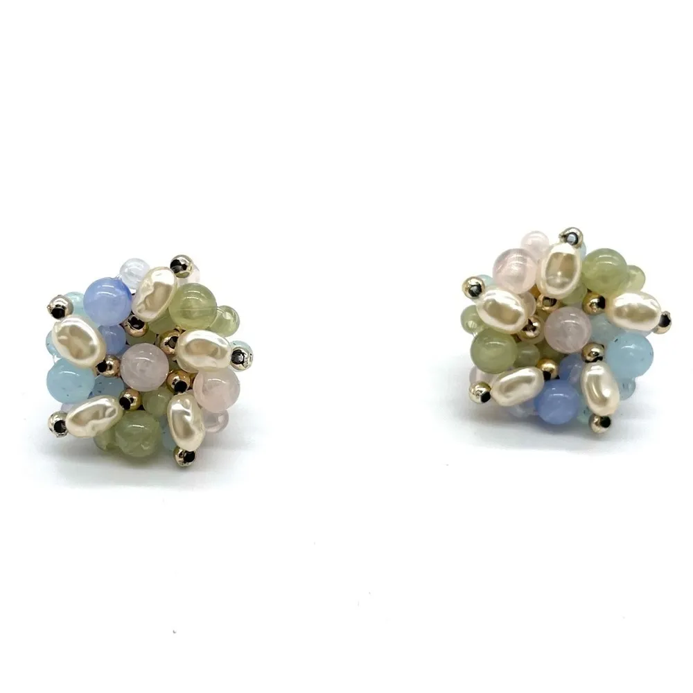 Flower Earrings made of Fresh Water Pearls and colorful Beads Green - Image 2