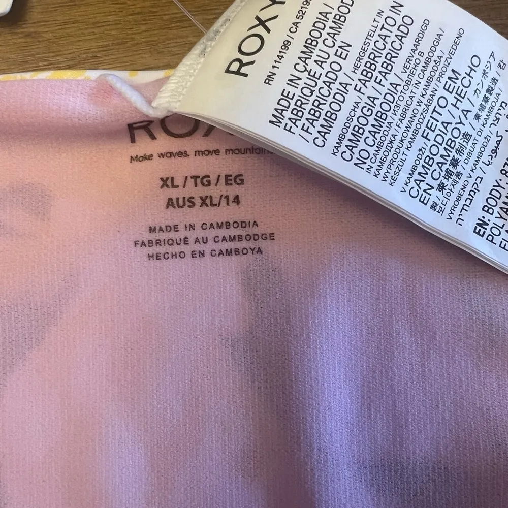 NWT Roxy Bikini Swim Bottoms - Image 3