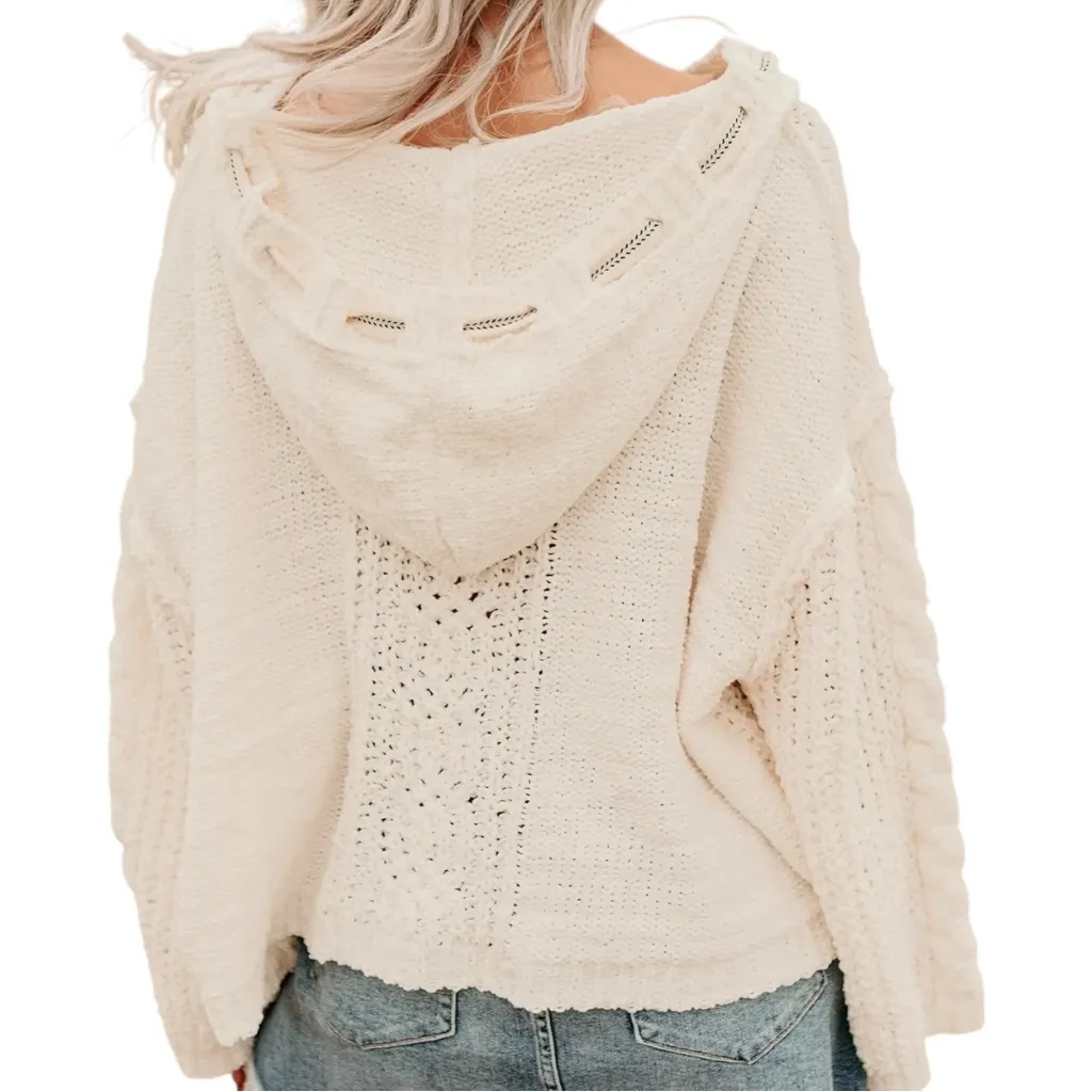 POL Women’s Sz L Ivory Cream V-neck Hooded Cable Knit Chenille Oversized Sweater - Image 5