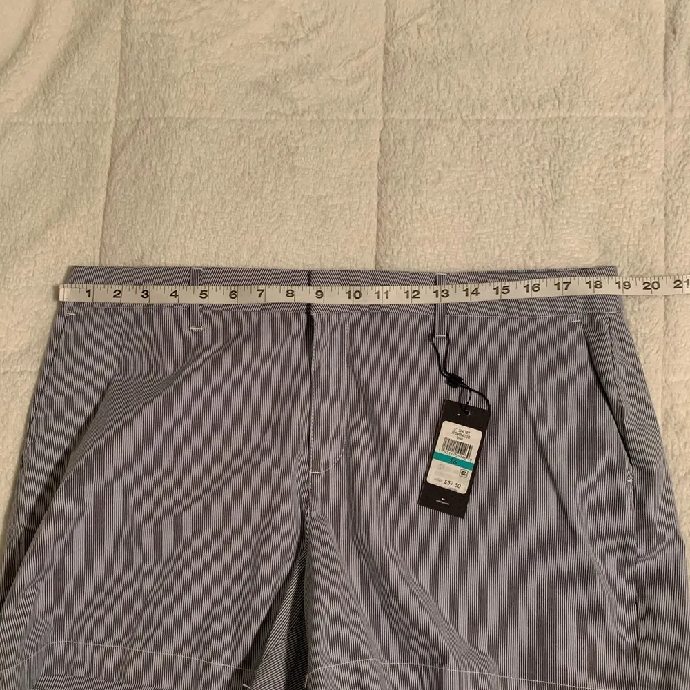 Tommy Hilfiger Shorts - Image 14