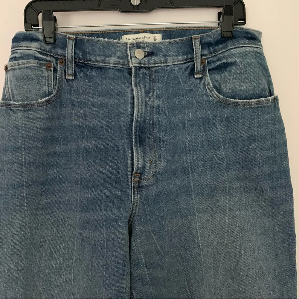 Abercrombie and Fitch the 90s Straight Ultra High Rise - Image 2