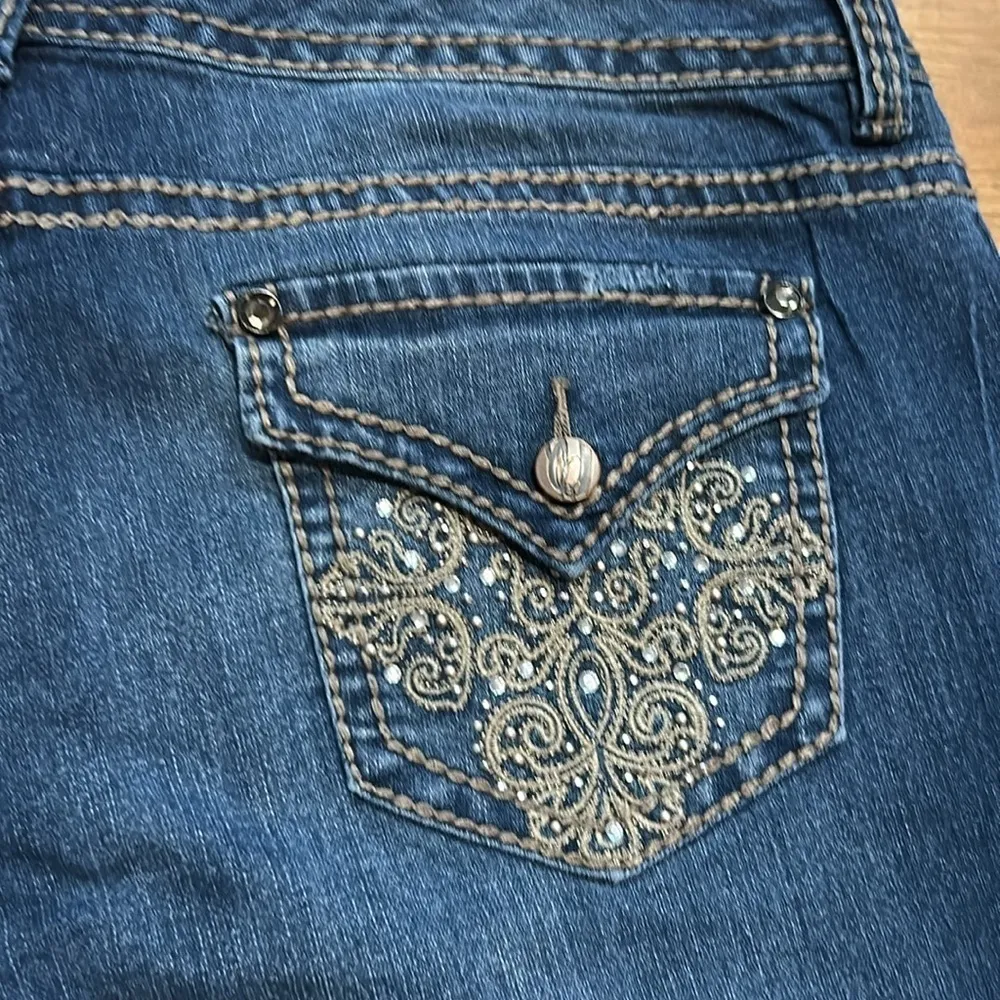 Woman’s Nine West Cropped Jeans Blingy Flap Pockets Size 16 - Image 8