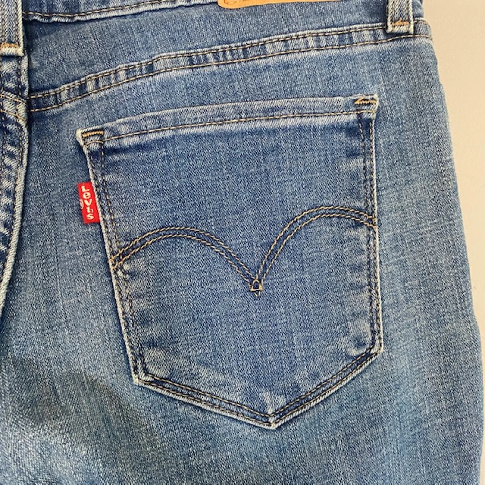 Levi’s 711 Women’s Skinny Distressed Ripped Denim Jeans Size 28 - Image 13