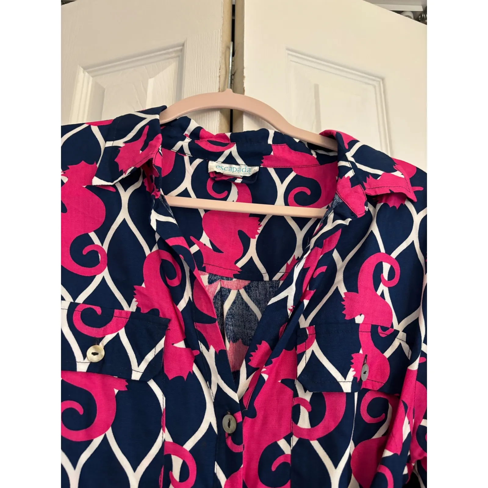 Escapada Beach Tunic Shirt Dress – Size Large – Seahorse Print – Navy & Pink - Image 7