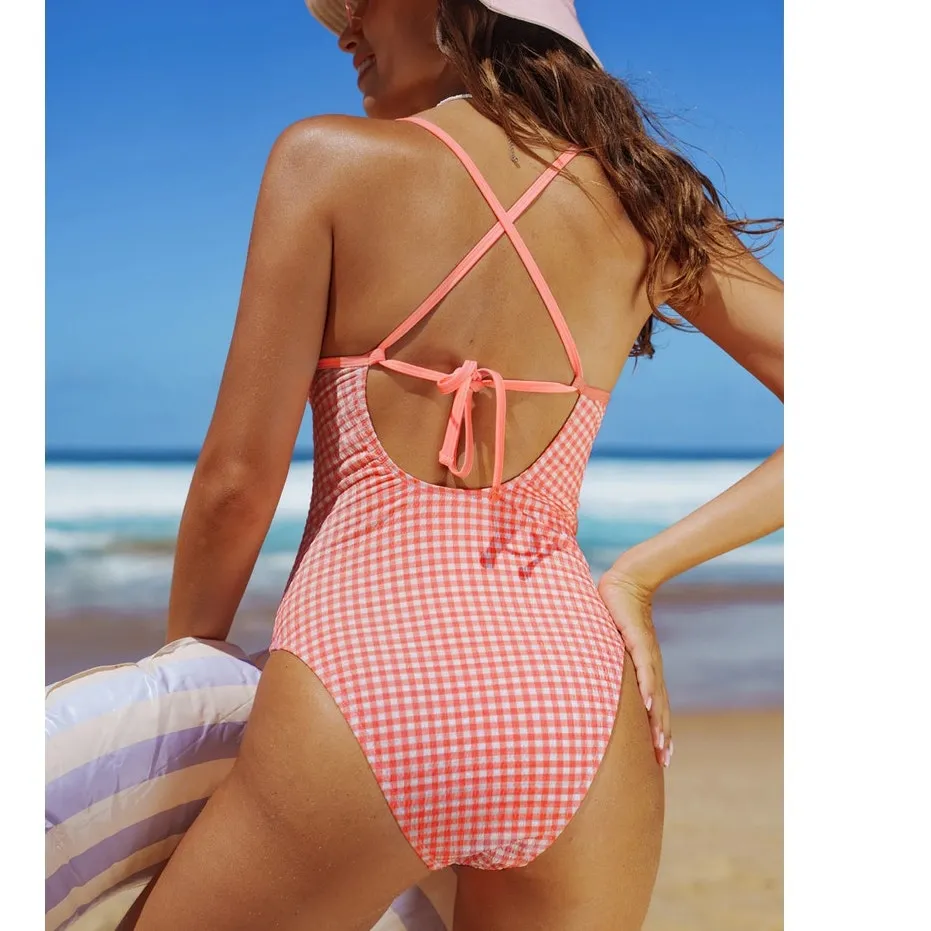 Cupshe Strawberries & Cream Gingham
One-Piece Swimsuit size S NWT - Image 2