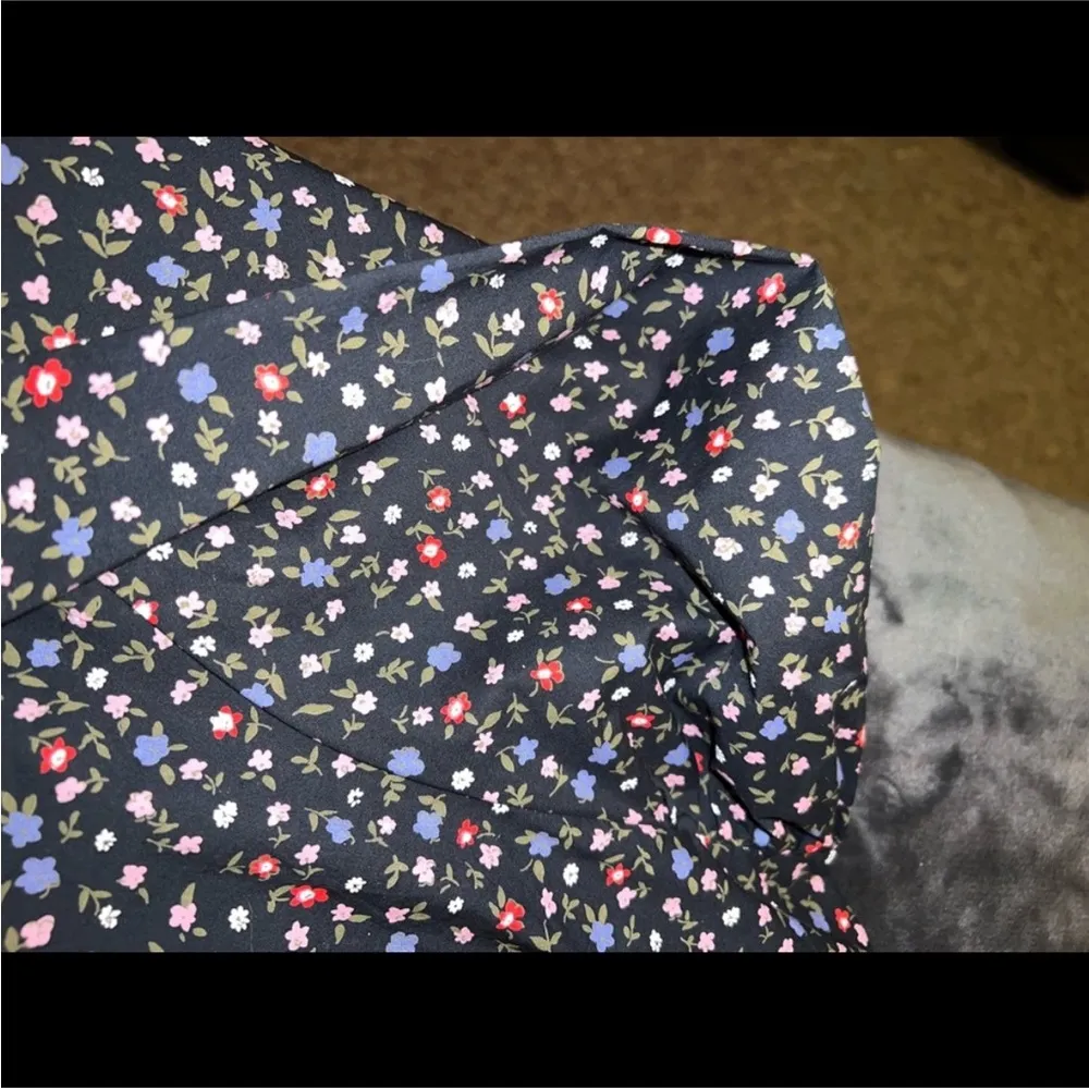 NWT Women’s Levi’s Lena Ruffled Crewneck Blouse size XL multicolor floral print - Image 12