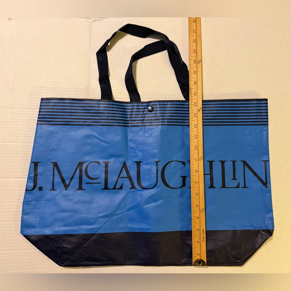 J. McLaughlin Eco Reusable Two Tone Large Nylon Tote w Snap Closure - Image 3