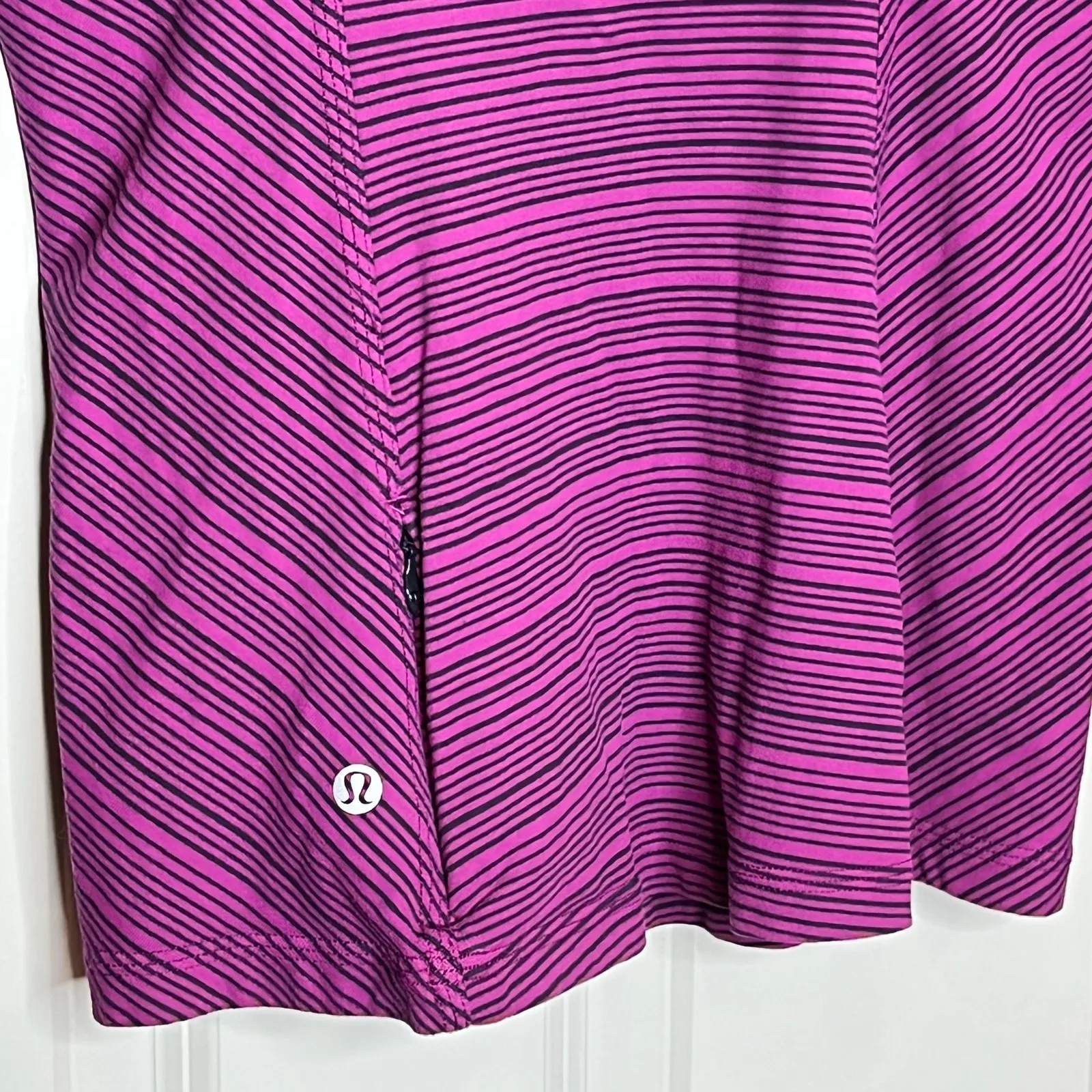 Lululemon‎ Kanto Catch Me Long Sleeve Stripe Shirt Regal Plum Naval Blue Size 4 - Image 9