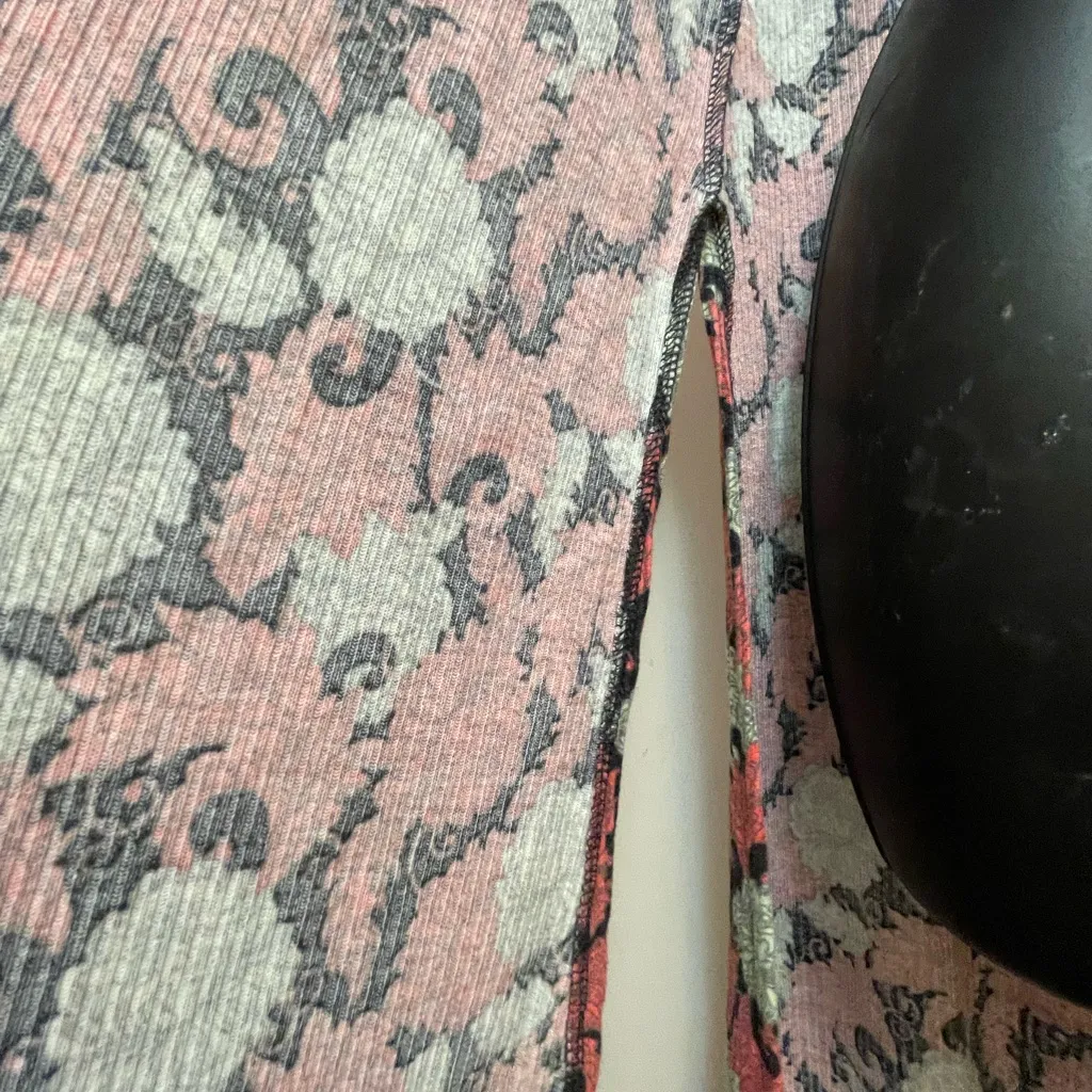 LulaRoe XS JOY sleeveless layering piece. - Image 10