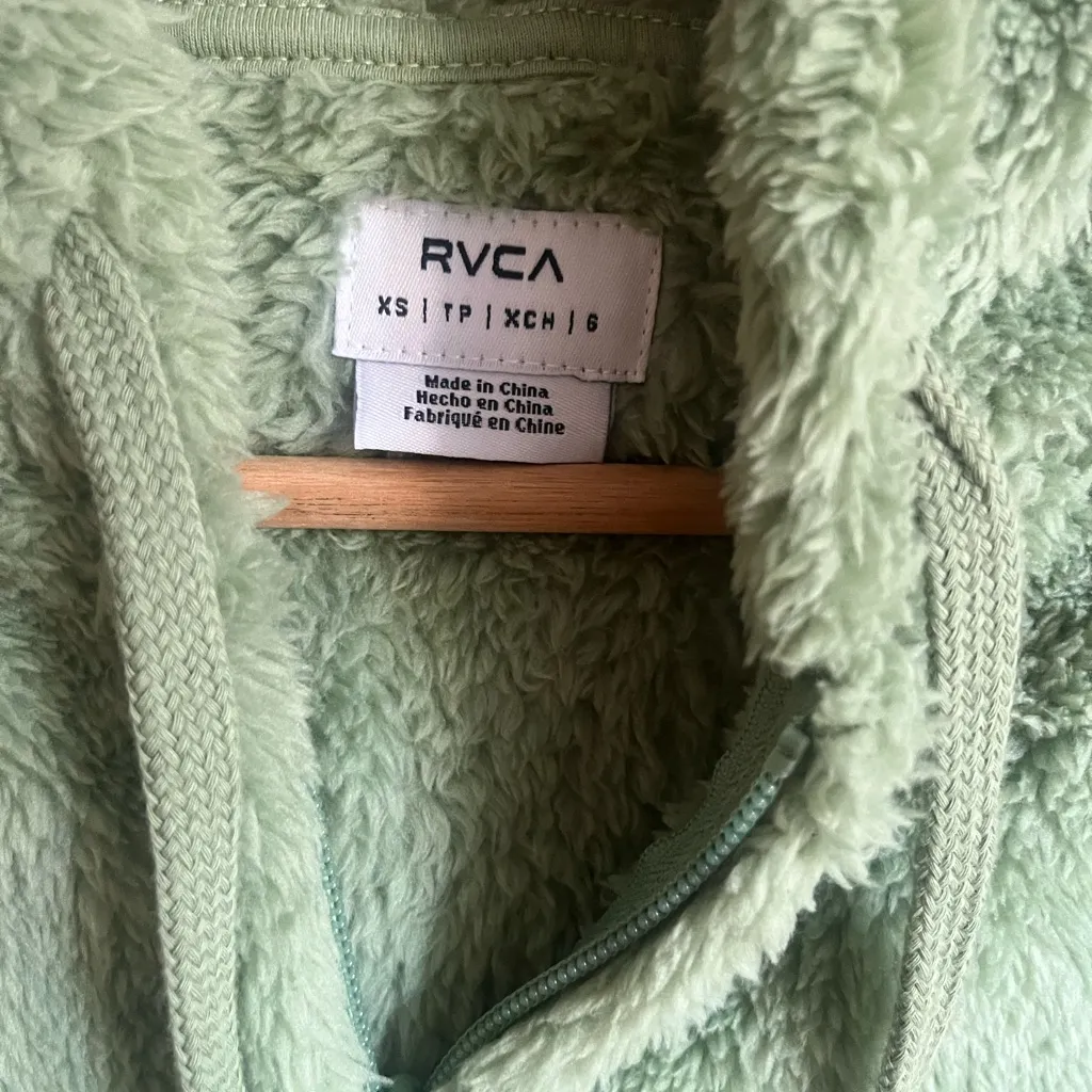 RVCA Sage Green Fleece Hoodie - Image 4