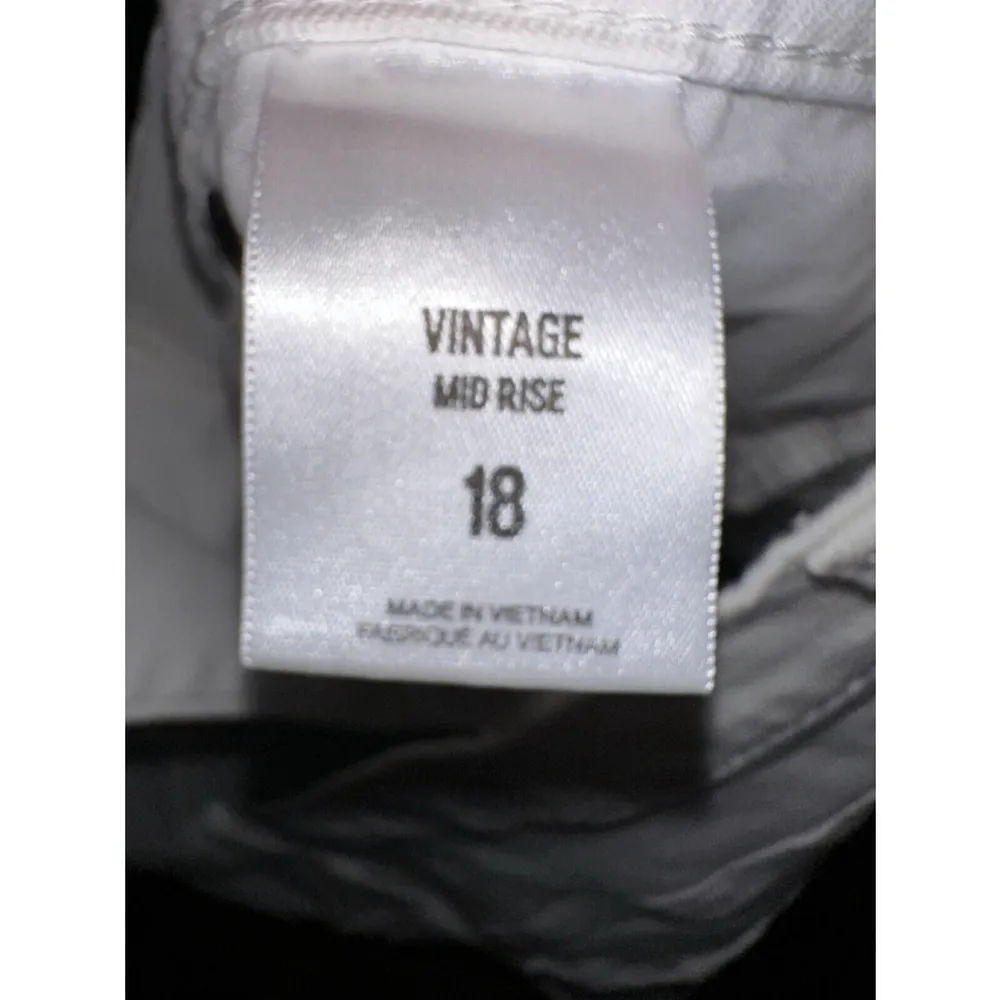 Express Vintage Mid Rise Lace-Up Raw Hem Jean Shorts White Stretch 18 Plus - Image 6