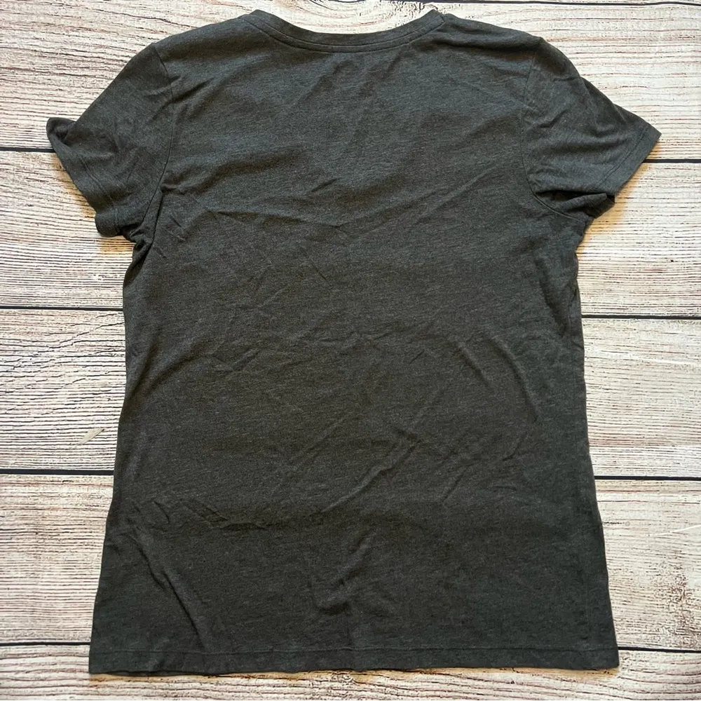 Pittsburgh Steelers NFL Logo Graphic V-neck Short Sleeve Shirt Top Womens Size M - Image 4