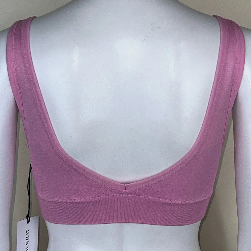 WeWoreWhat Solid V-Neck Bra Top in Pink Lilac - Image 4