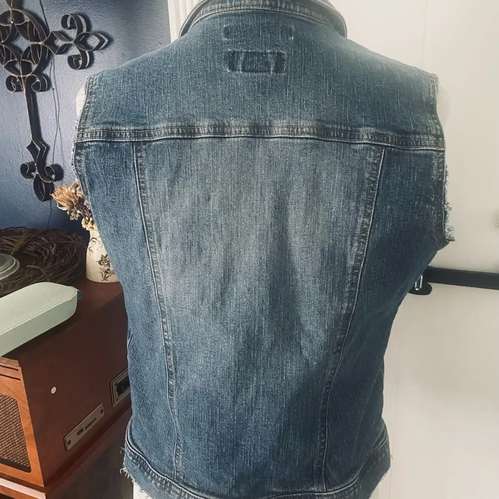 Old Navy Denim Vest - Image 3